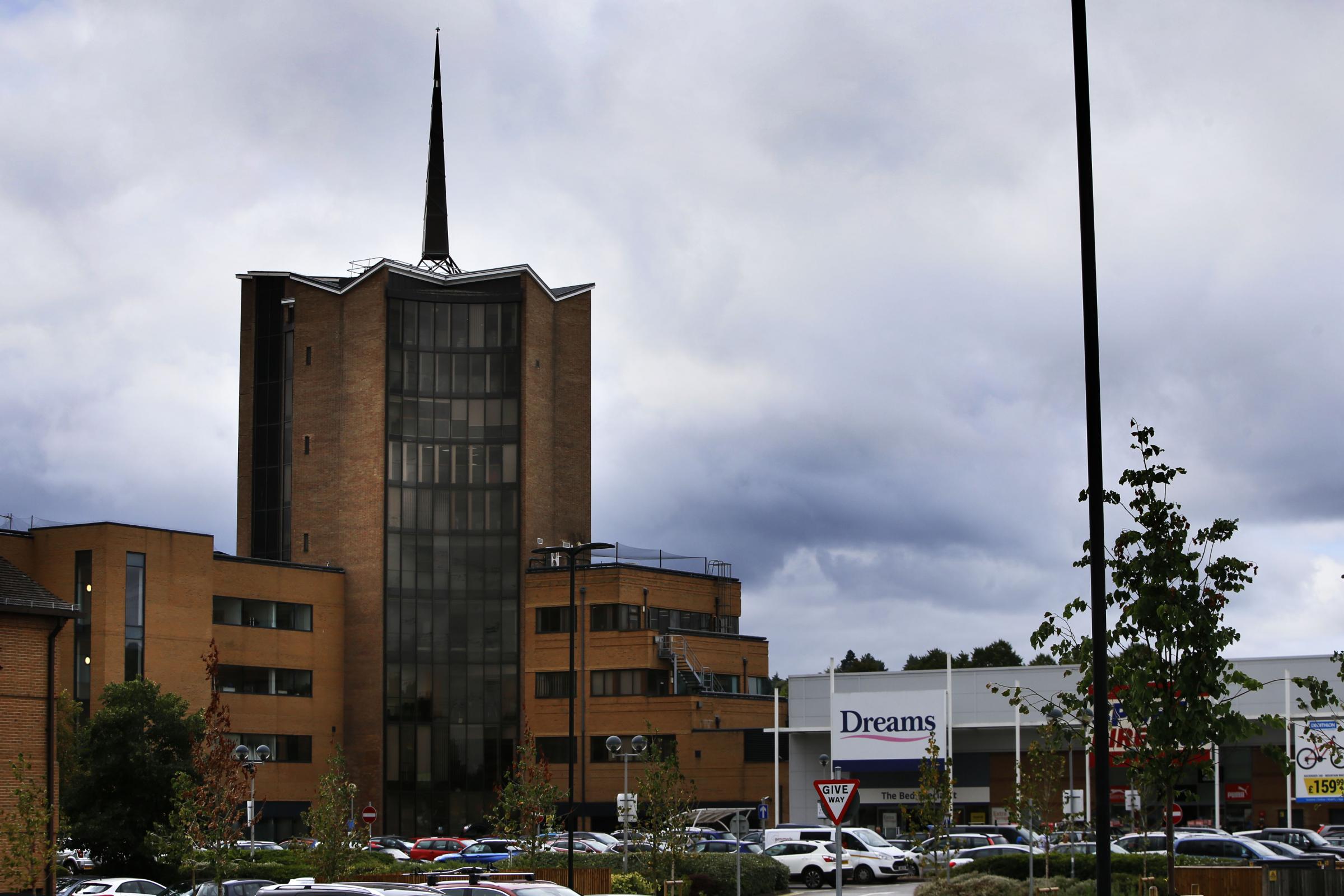 Commercial Building - HD Wallpaper 