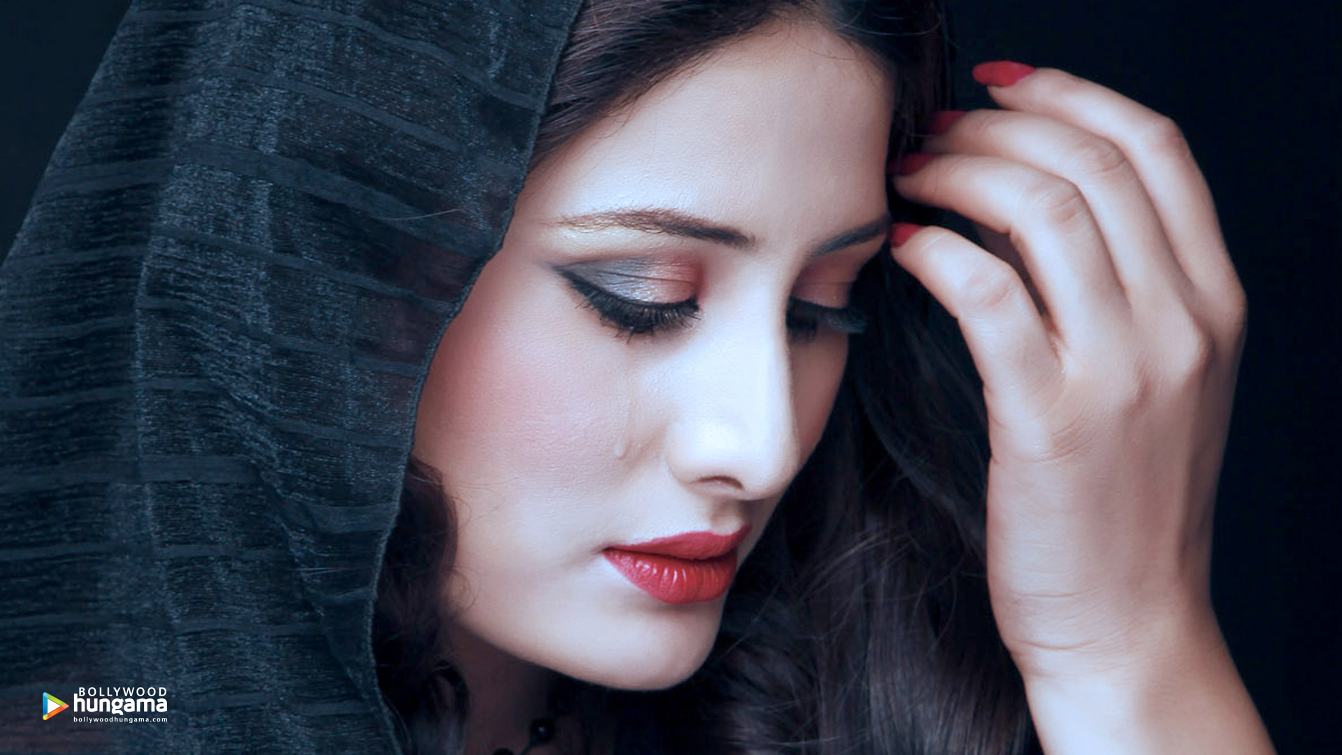 Arjumman Mughal - HD Wallpaper 