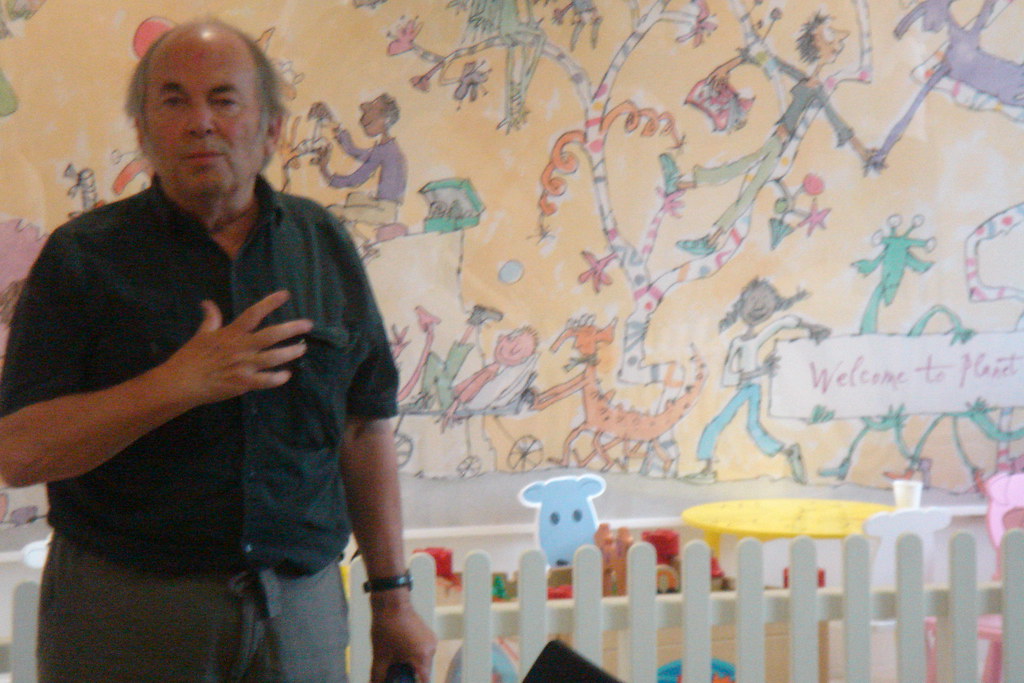 Senior Citizen - HD Wallpaper 