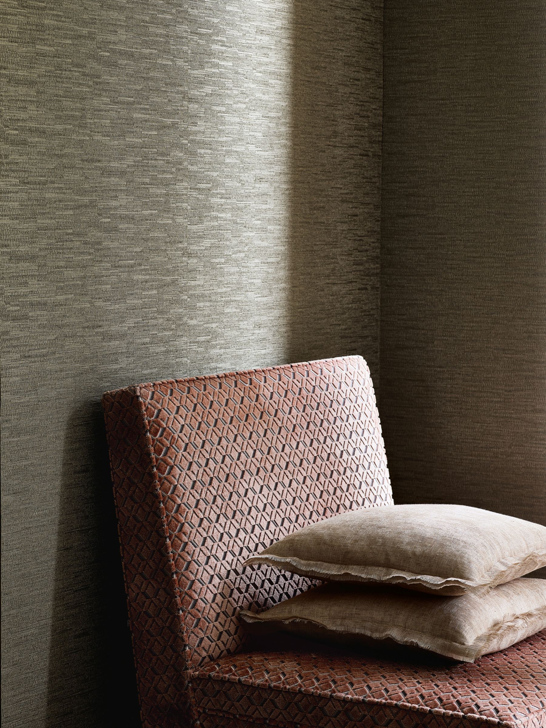 Amaya Gold Jane Churchill - HD Wallpaper 