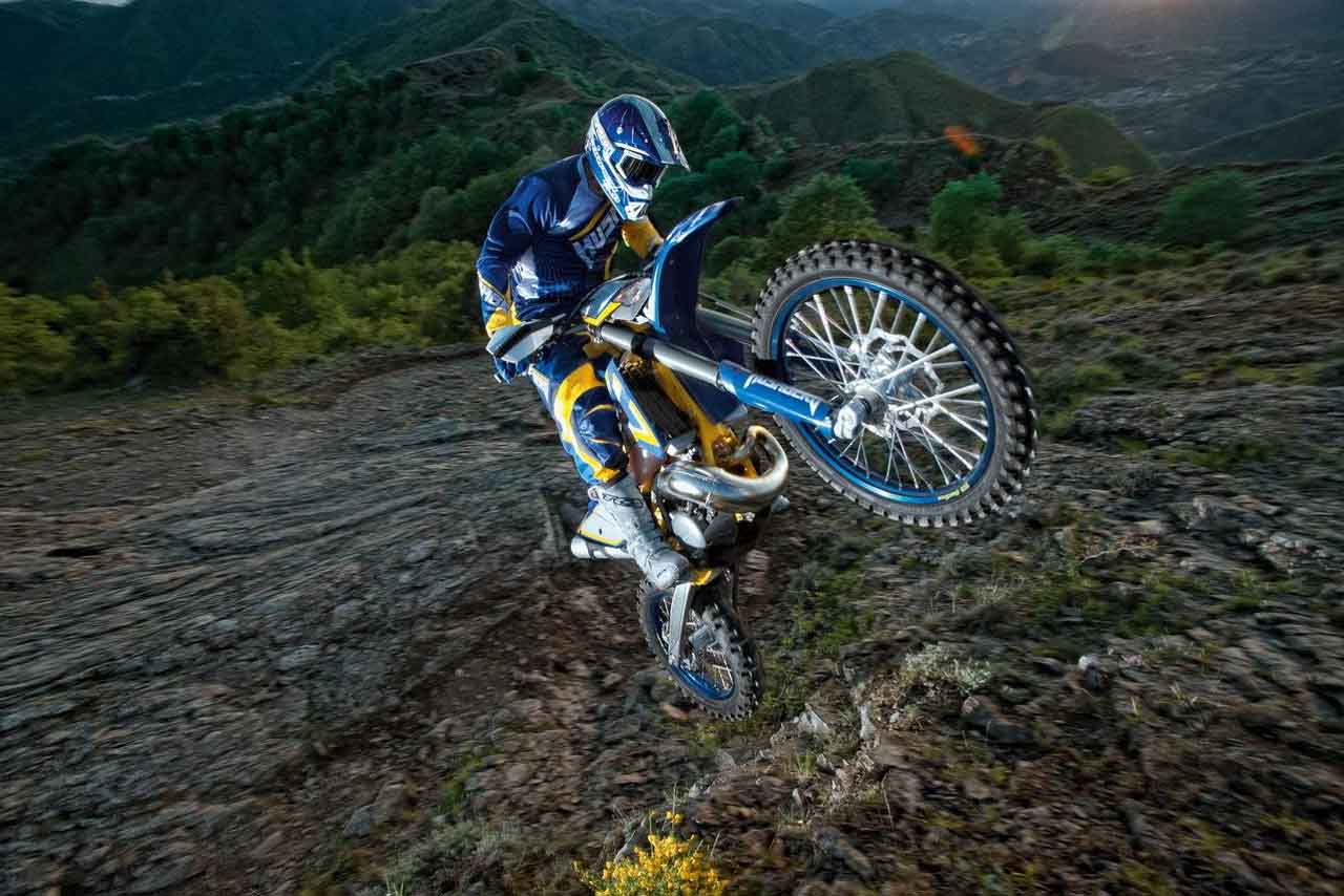 Preview Dirt Bike Wallpaper - HD Wallpaper 