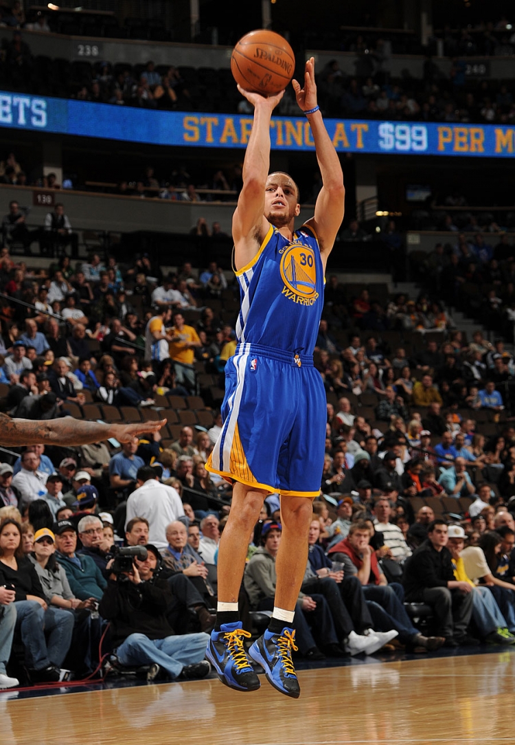 Stephen Curry Shooting 3 Point Contest - HD Wallpaper 