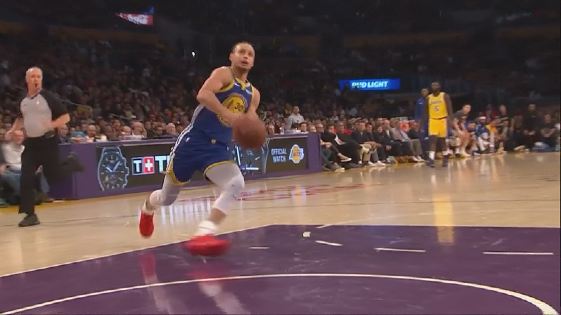 Stephen Curry Dunking - HD Wallpaper 