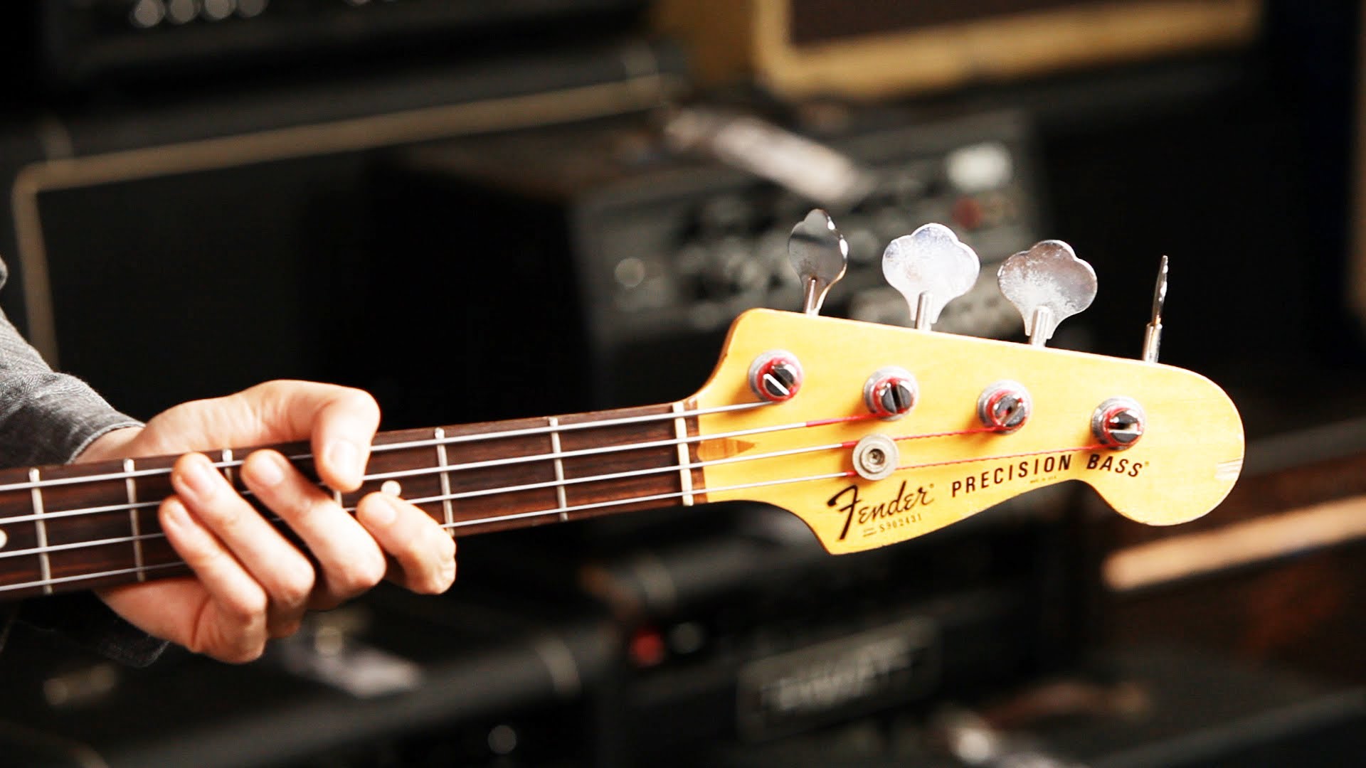 Fender Precision Bass Guitar Basics - Precision Bass Fender Bass Guitar - HD Wallpaper 