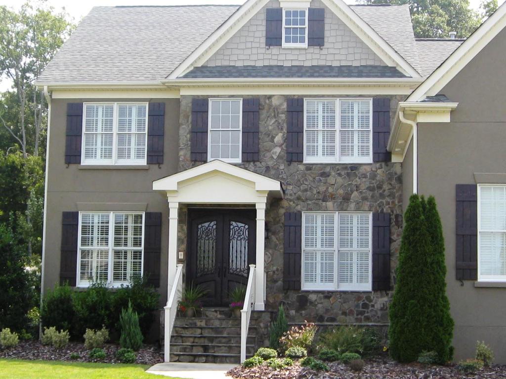 Craftsman Style House Shutters - Houses With External Shutters - HD Wallpaper 