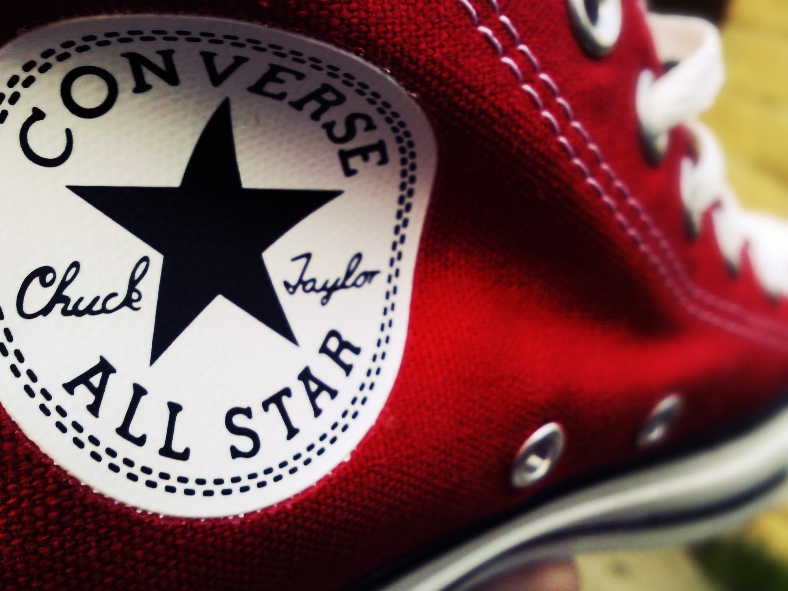 Converse Wallpaper Hd - HD Wallpaper 