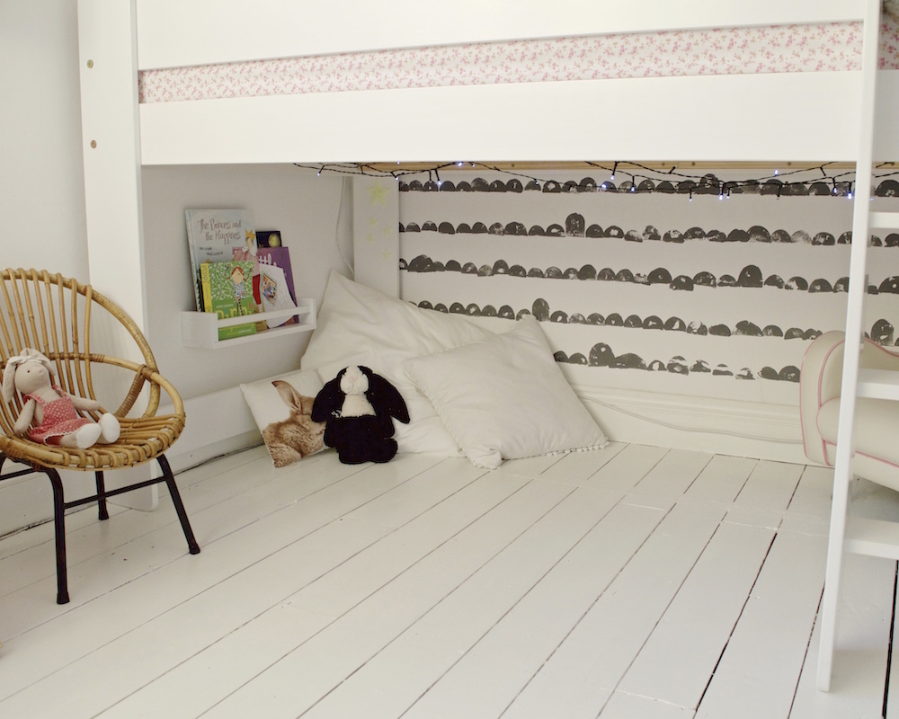 Midi-sleeper Reading Nook - Bedroom - HD Wallpaper 