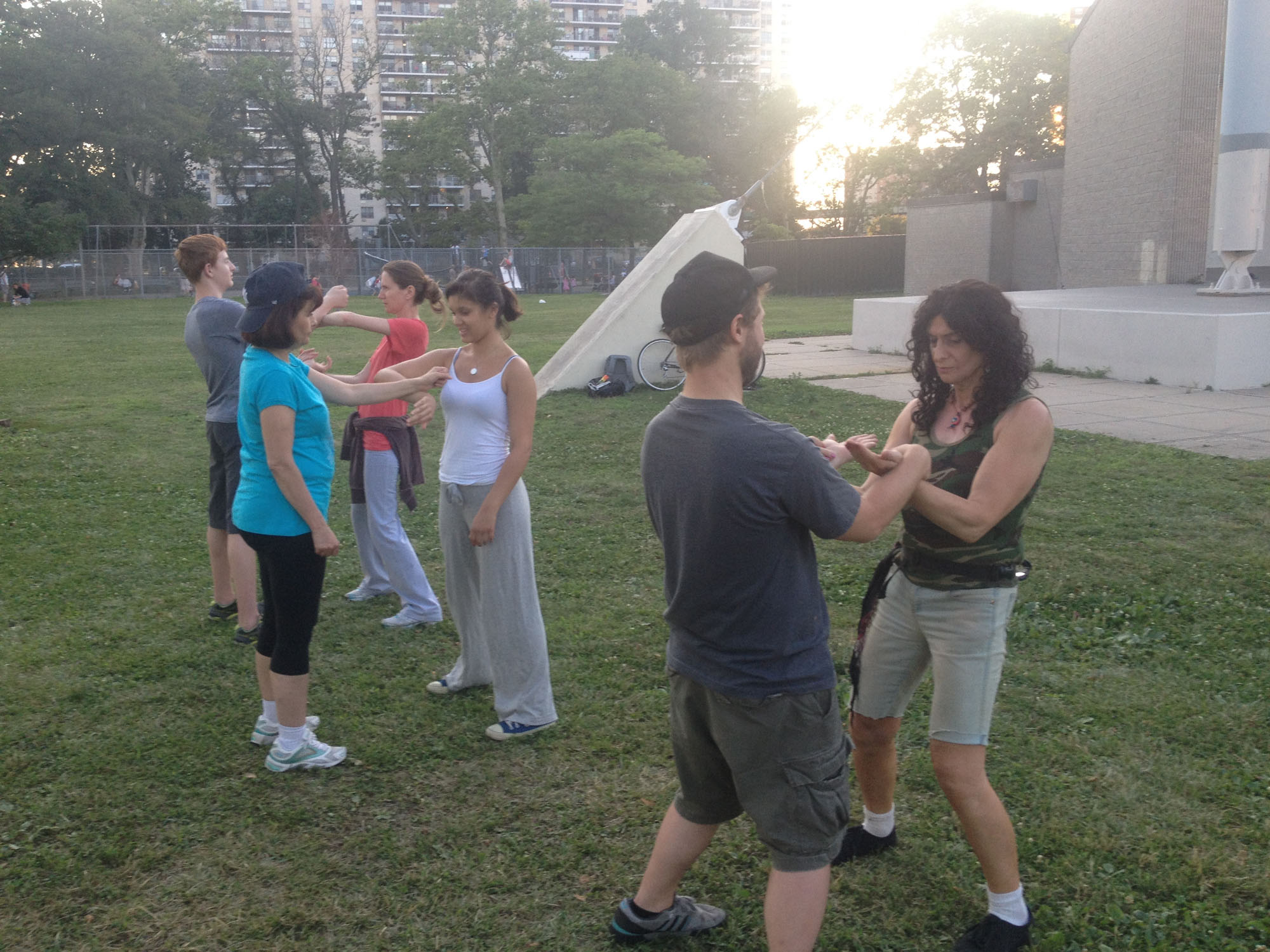 Wing Chun Training 2014 07 17 - Fun - HD Wallpaper 