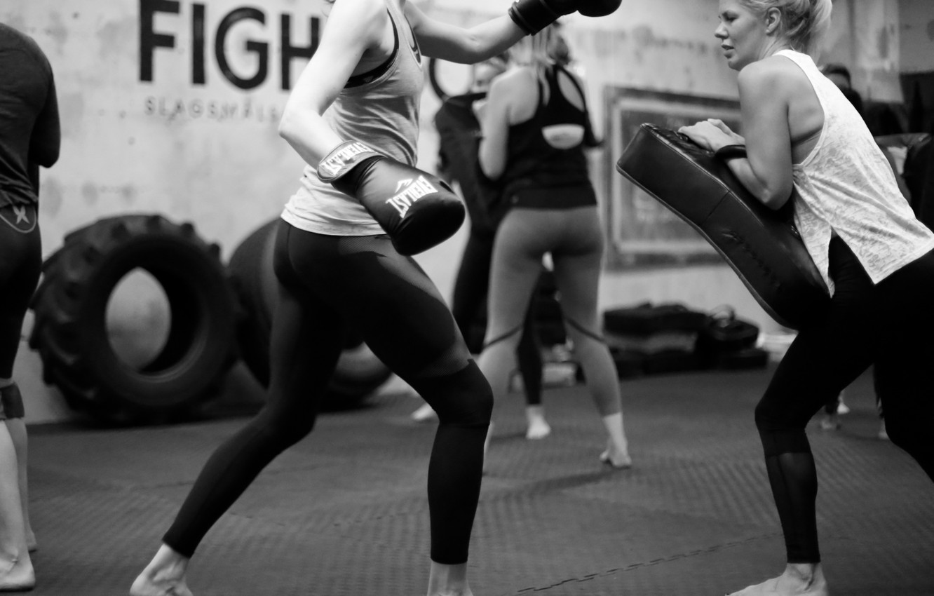 Photo Wallpaper Training, White And Black, Kickboxing - Kickbox Black And White - HD Wallpaper 