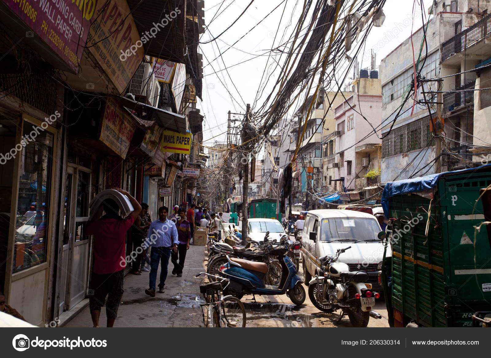 Alley - HD Wallpaper 