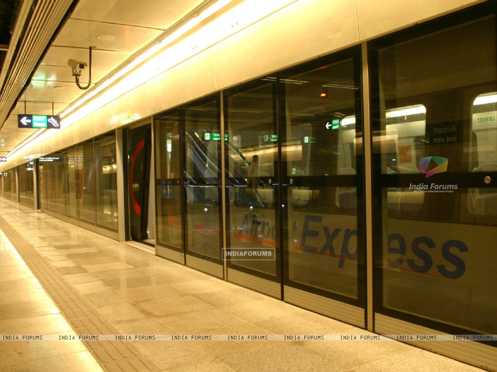Airport Metro - HD Wallpaper 