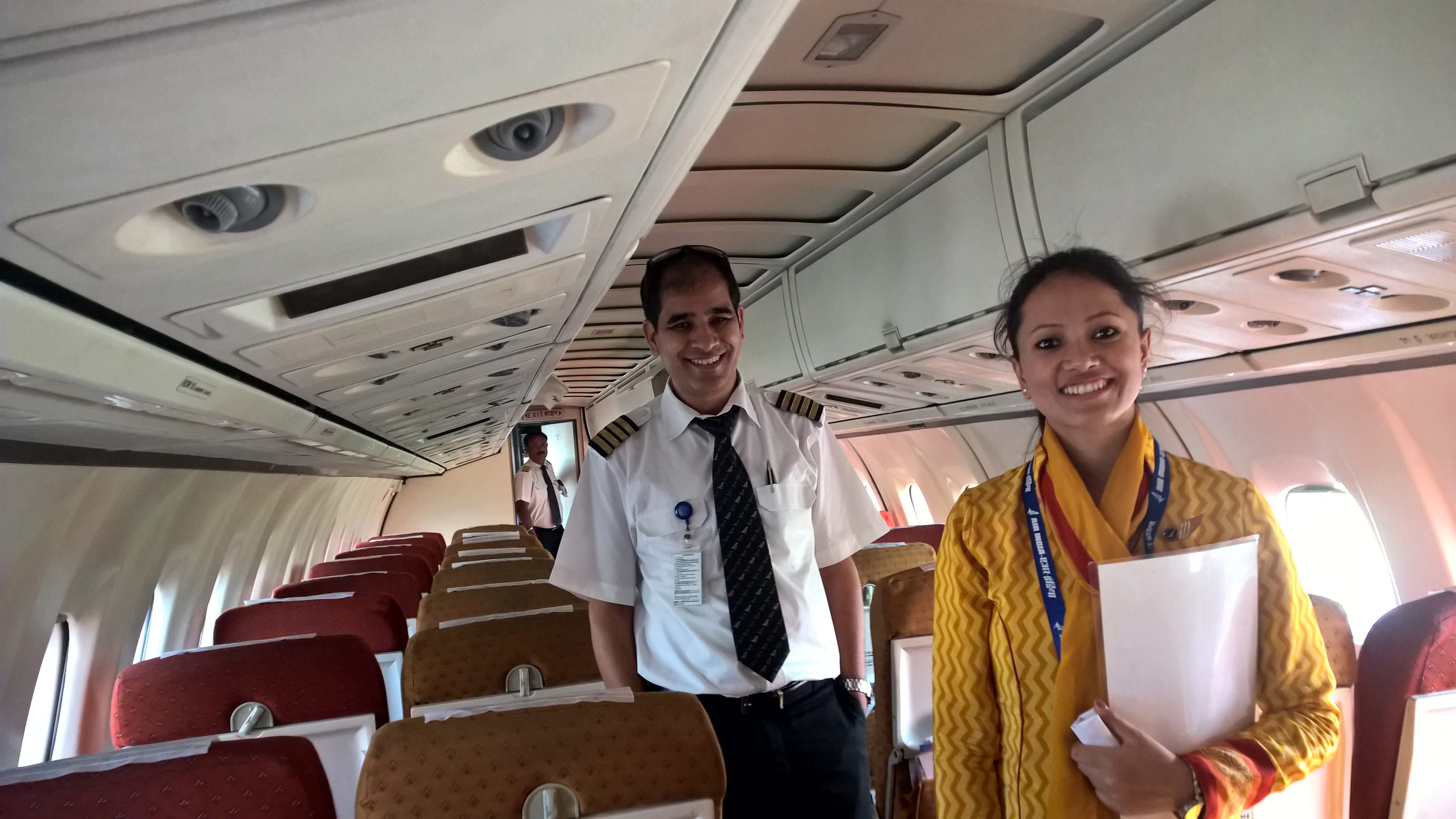 Pantnagar Airport Air India Flight Delhi To Pantnagar - Pantnagar Airport To Nainital - HD Wallpaper 