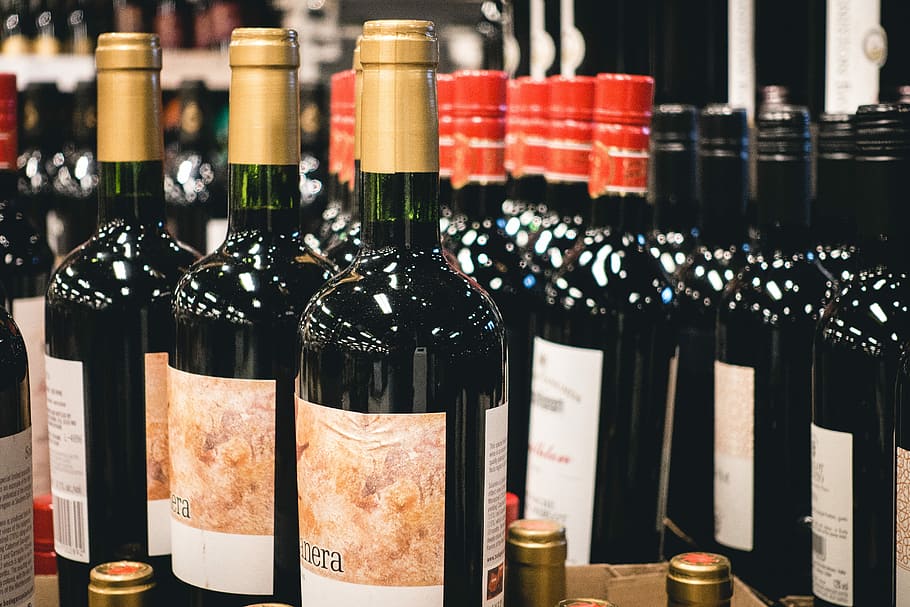 Bottles Of Red Wine, Alcohol, Drink, Wine Bottle, Winery, - HD Wallpaper 