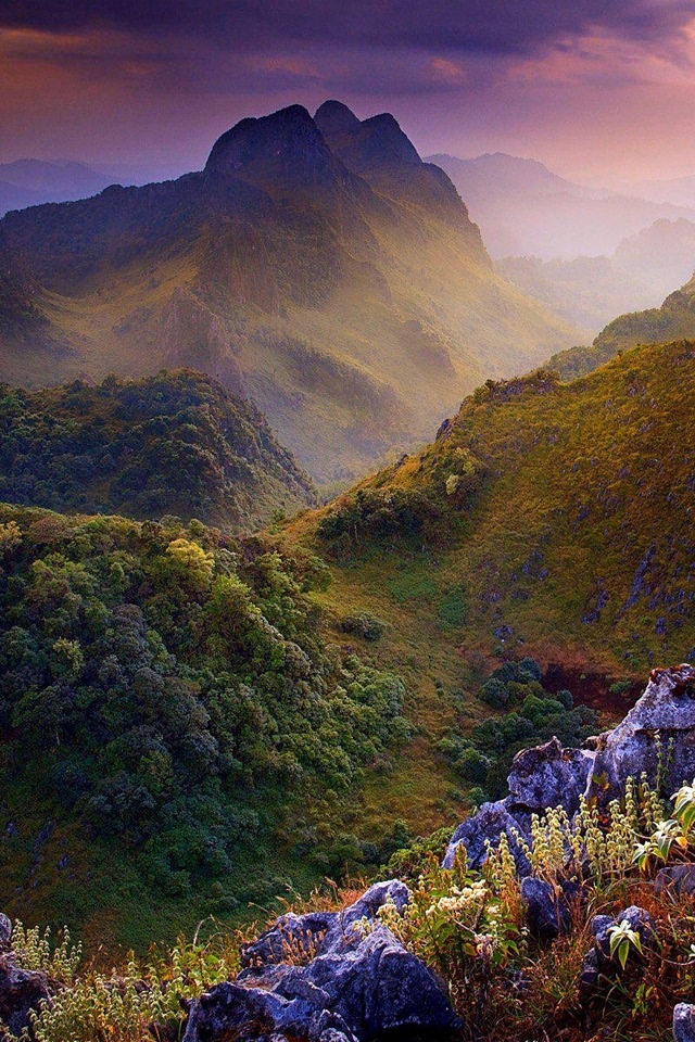 Thailand Iphone 4s Wallpaper - Thai Mountain Wallpaper Iphone - HD Wallpaper 