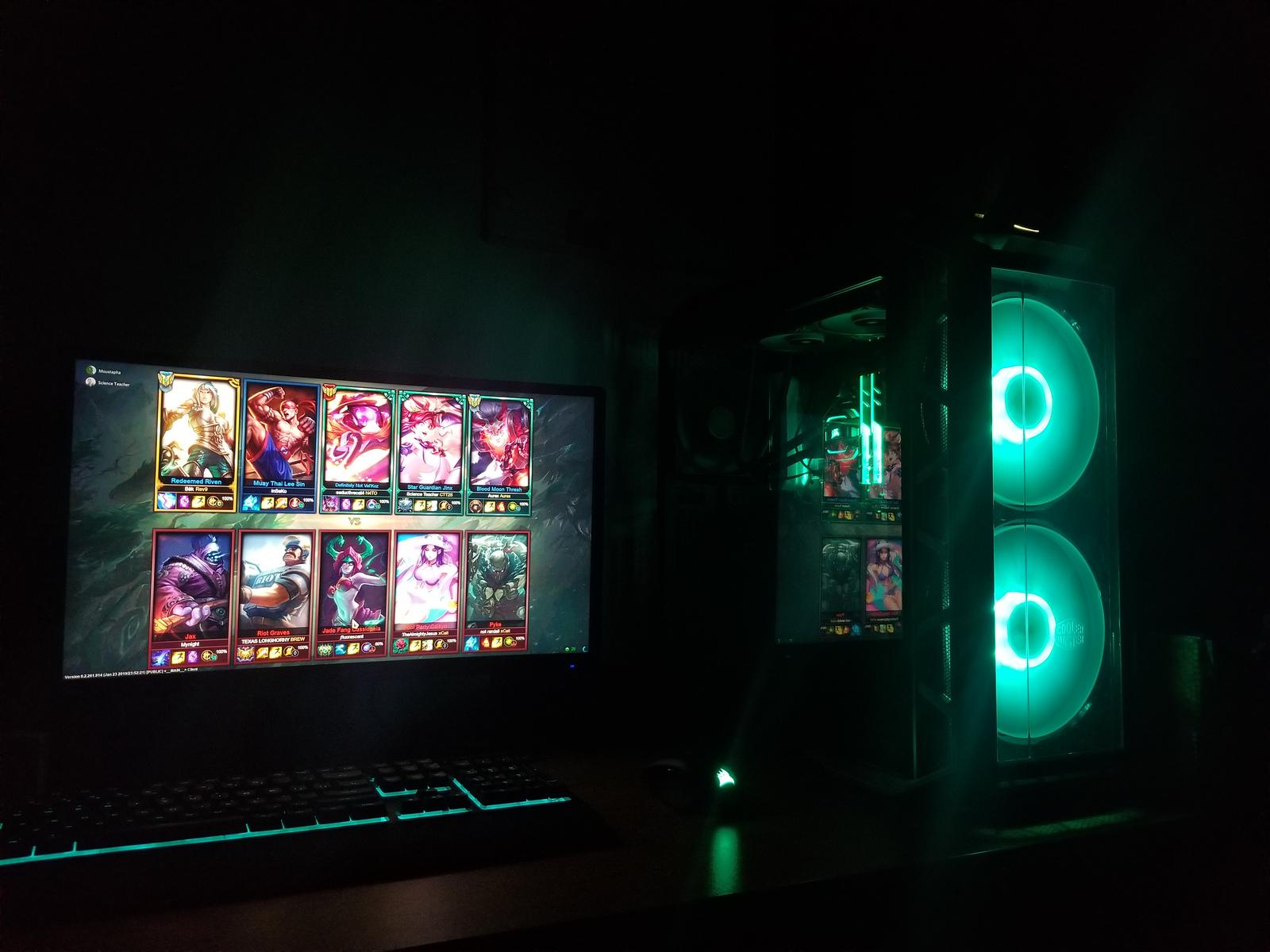 Screen - HD Wallpaper 