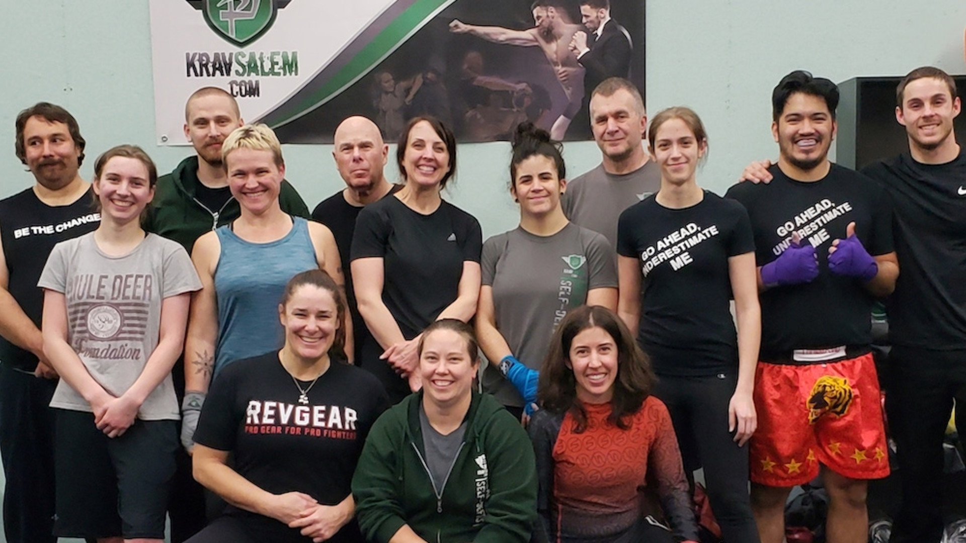 Social Group - HD Wallpaper 