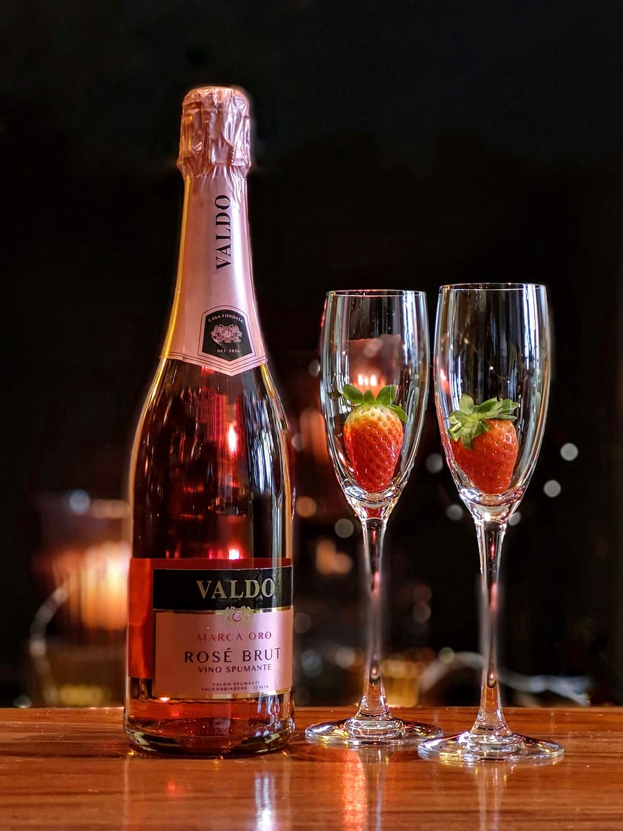 Valdo, Sparkling Wine, Rosé, Strawberry, Champagne - Happy Birthday Proost - HD Wallpaper 