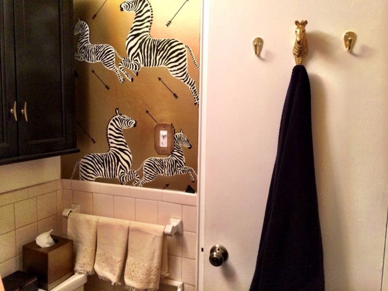 Bathroom - HD Wallpaper 