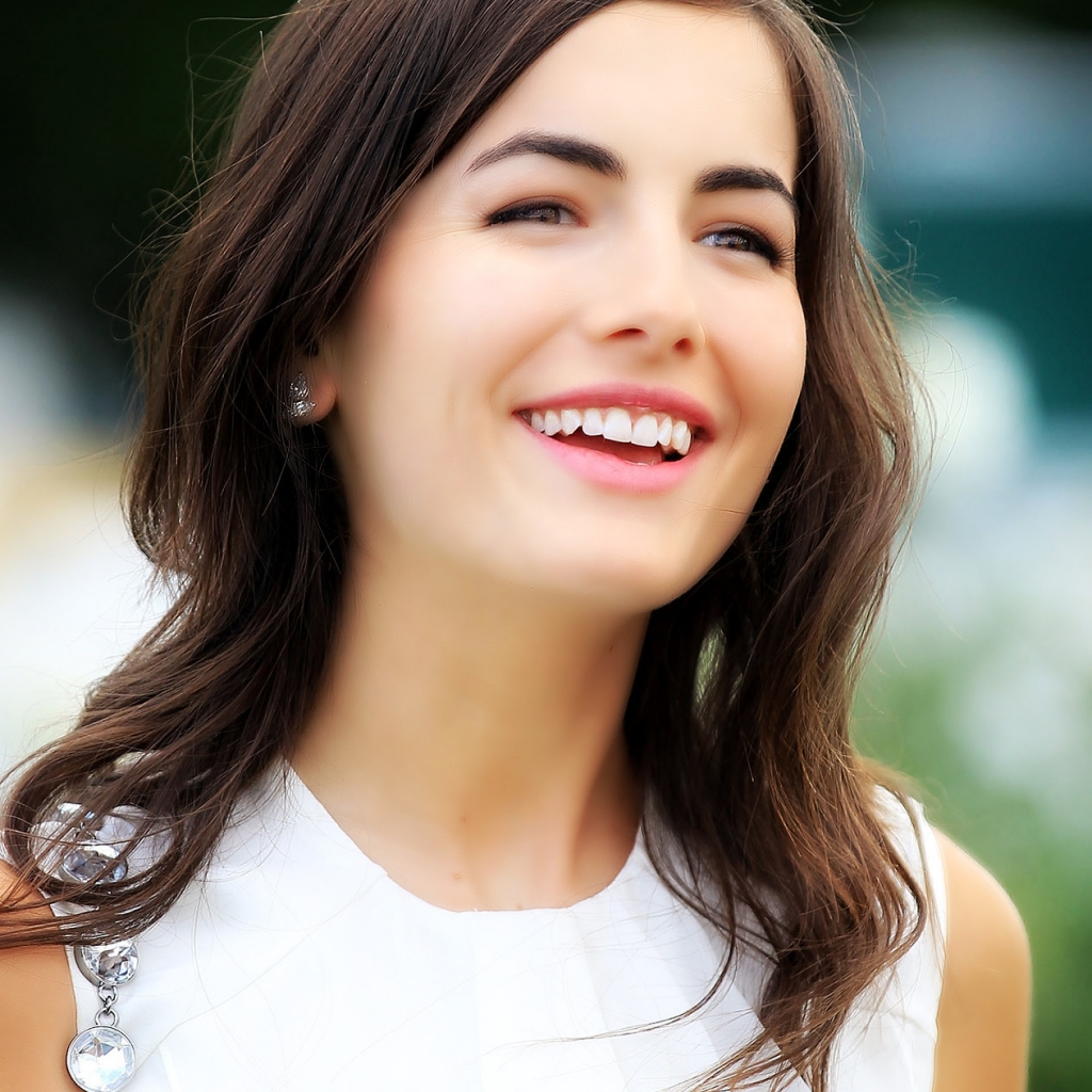 Cutest Actress In The World - HD Wallpaper 