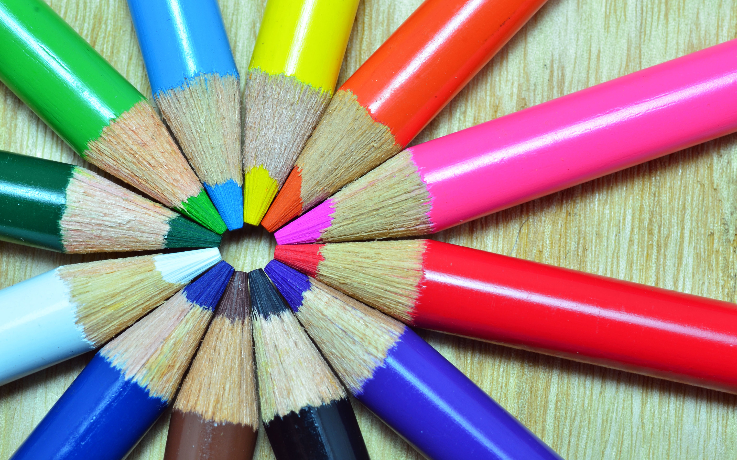 Colored Pencils Round Wallpaper - Laptop Wallpapers For Art Pencil Hd - HD Wallpaper 