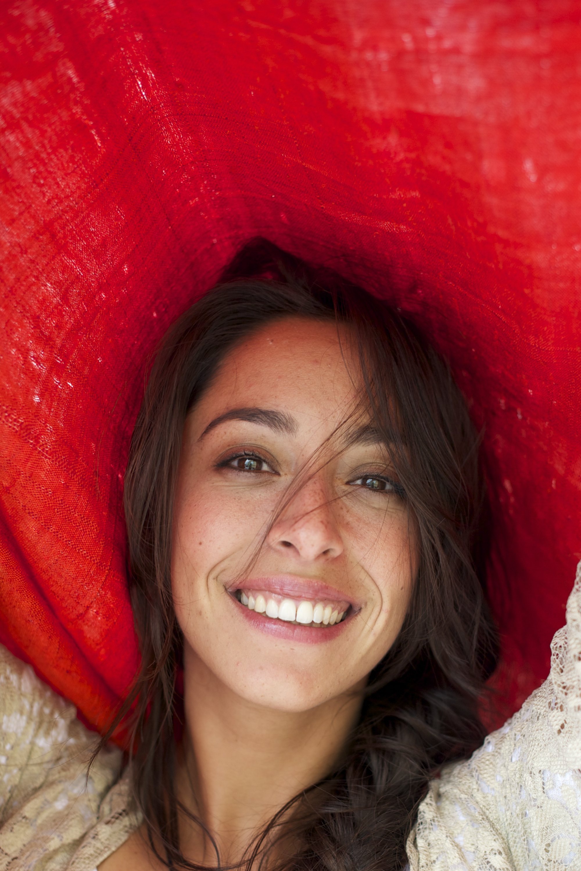 Oona Chaplin - 2000x3000 Wallpaper - teahub.io