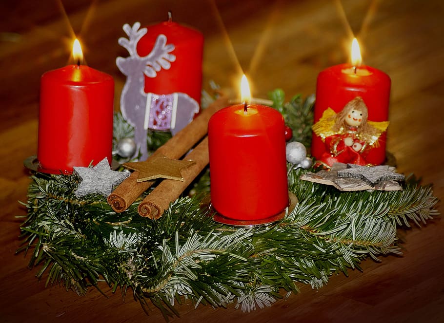 Third Advent, Advent Wreath, Candles, Christmas Jewelry, - Trzecia Niedziela Adwentu 2019 - HD Wallpaper 