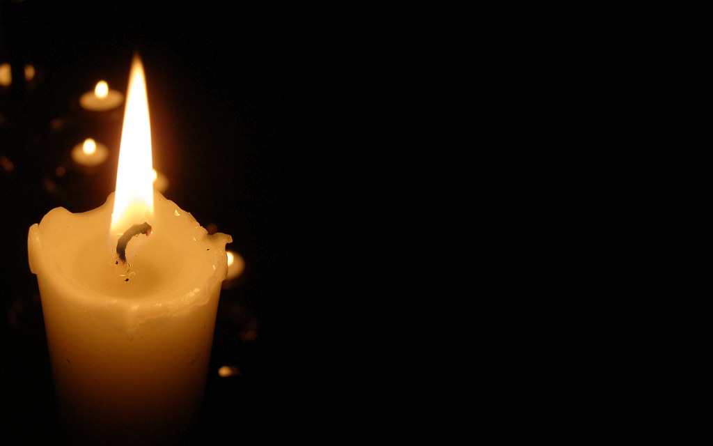 Candle Background - HD Wallpaper 