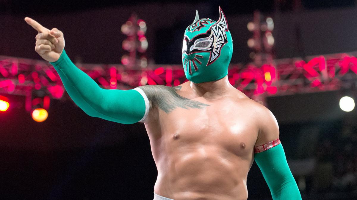 Wolverhampton Striker Dons Gifted Sin Cara Mask During - Sin Cara Wwe 2019 - HD Wallpaper 