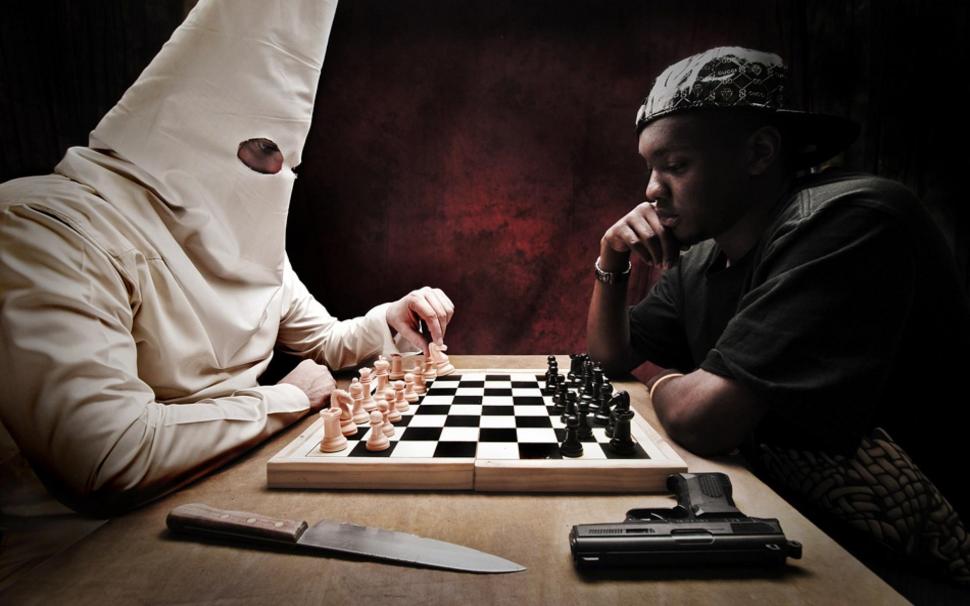 Black & White Wallpaper,knife Hd Wallpaper,chess Hd - Ku Klux Klan Chess - HD Wallpaper 