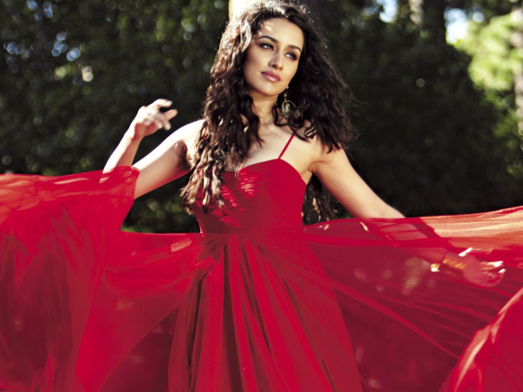 Shraddha Kapoor Hd Latest - HD Wallpaper 