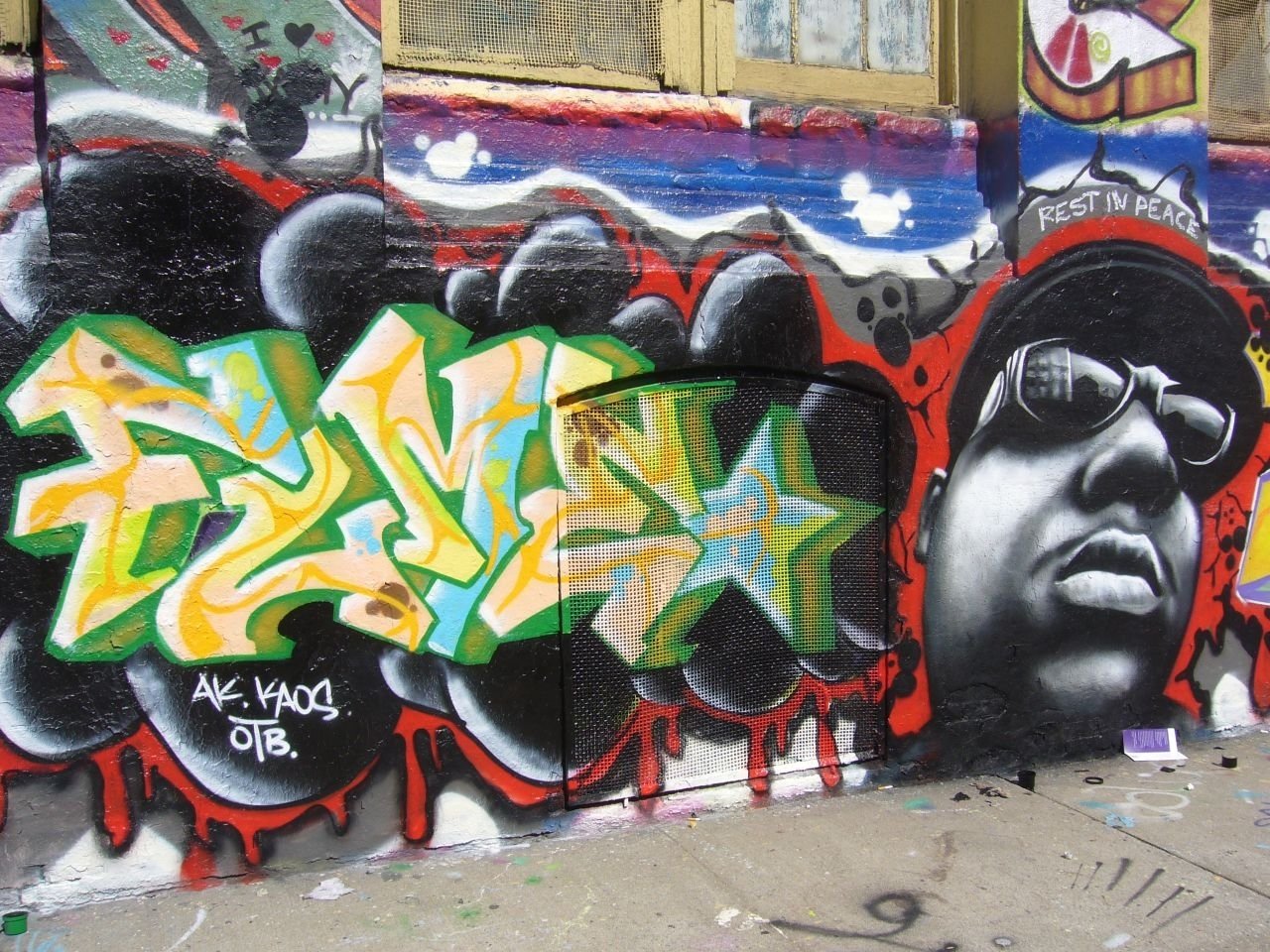 Free Download Biggie Smalls Background Id - Notorious Big Graffiti Nyc - HD Wallpaper 