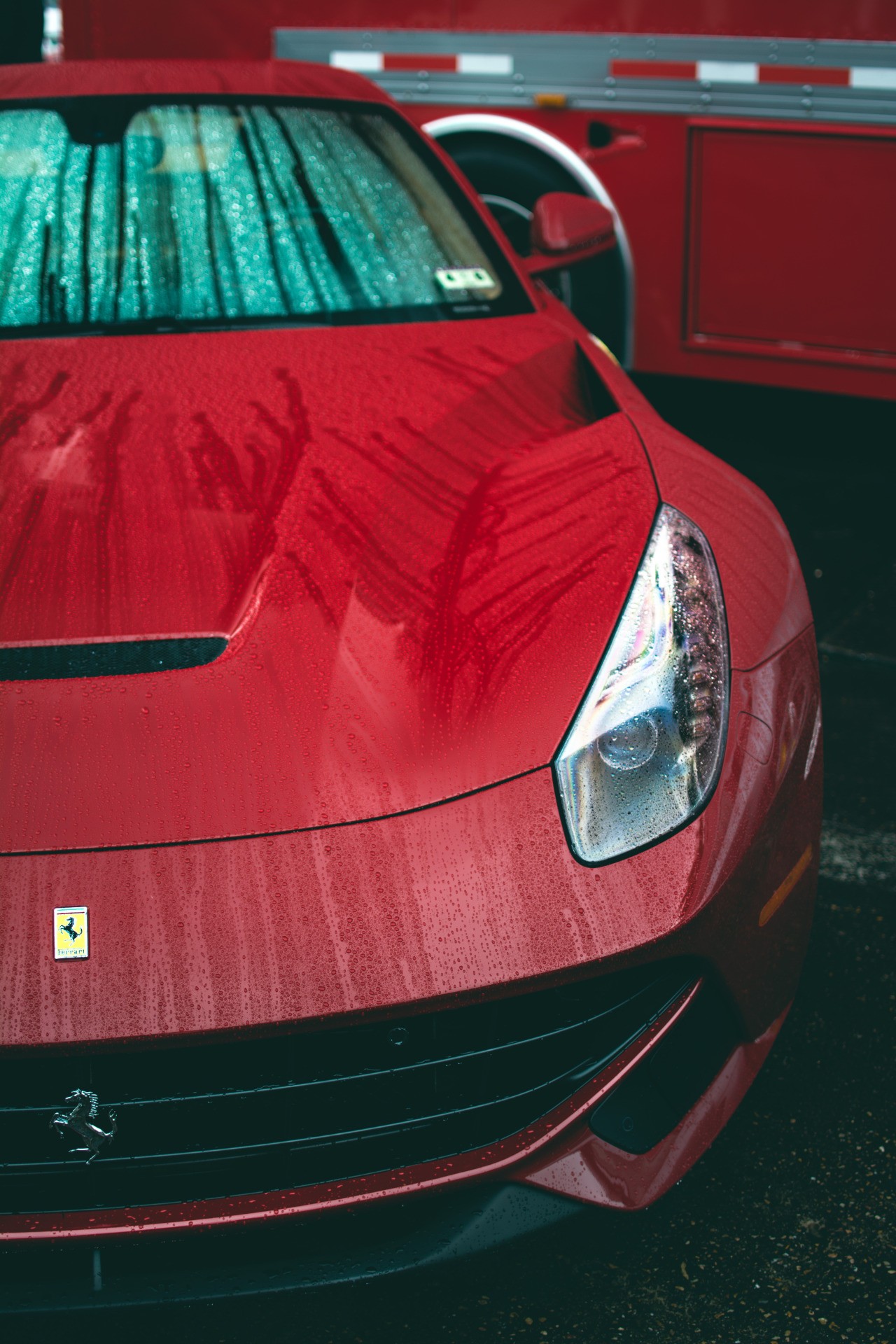 Rain Ferrari F12 Red Berlinetta - Ferrari F12 Wallpaper Phone - HD Wallpaper 