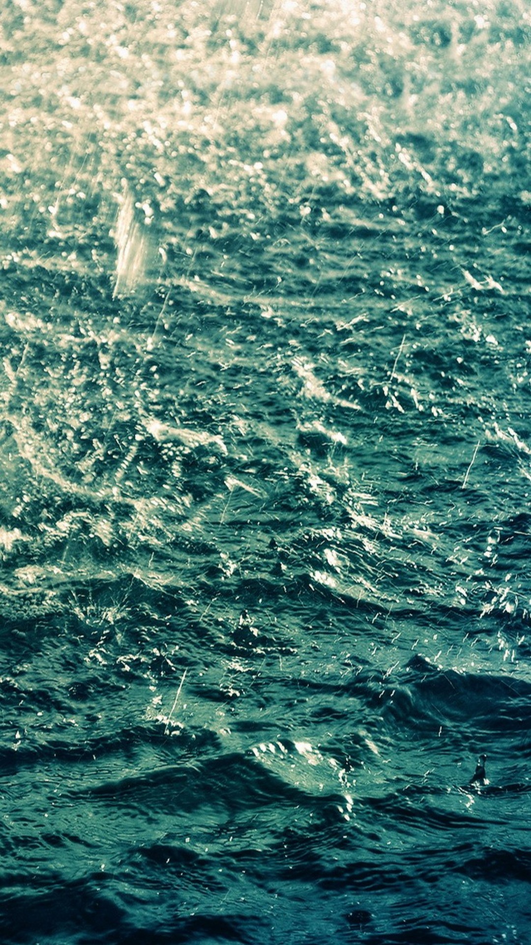 Rain Wallpaper For Iphone 7 Plus Resolution - Iphone Wallpaper Rain Water - HD Wallpaper 