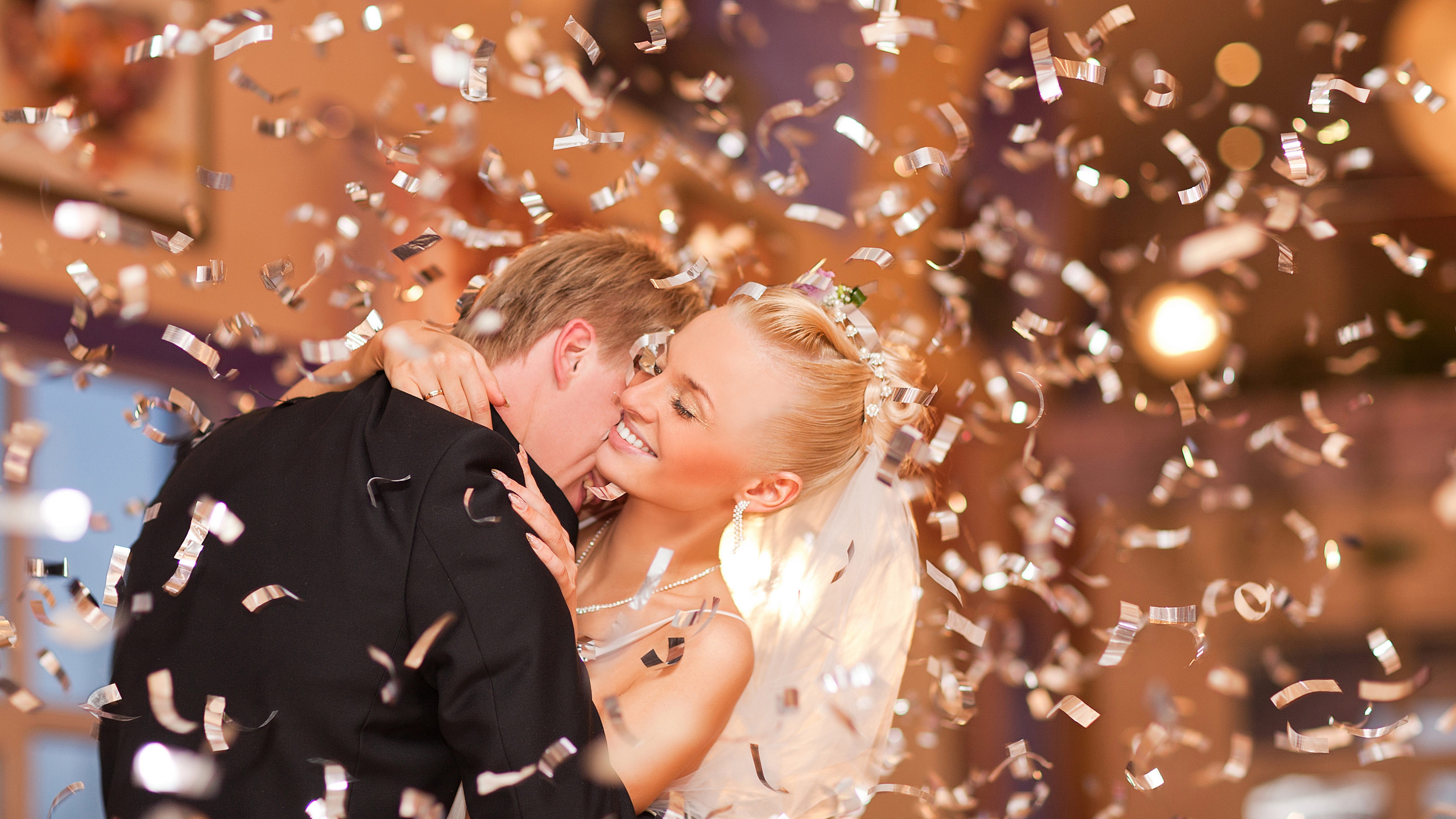 Wallpaper Marriage, Couple, Rain, Silver - HD Wallpaper 