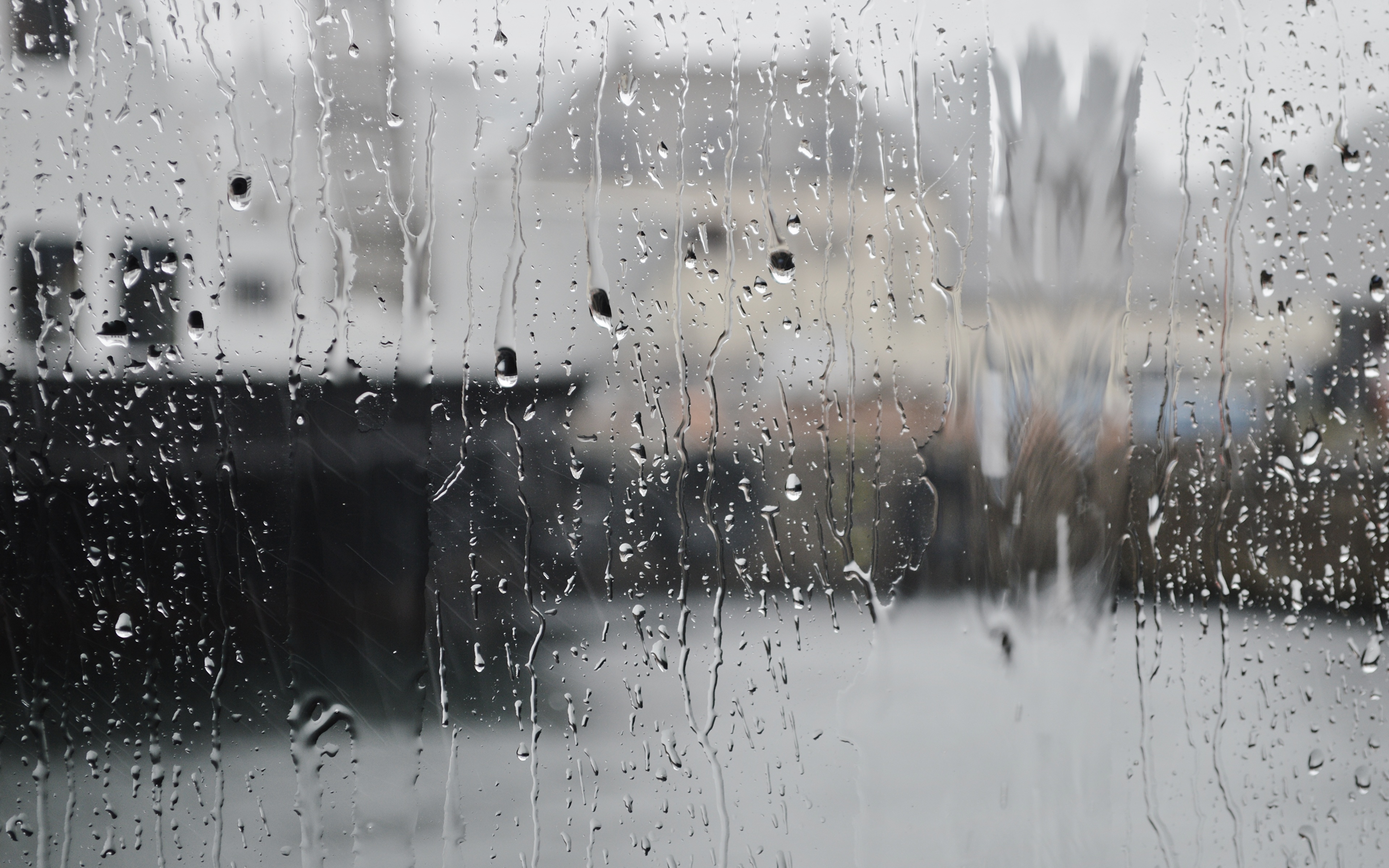 Rain On Glass Wallpaper - HD Wallpaper 