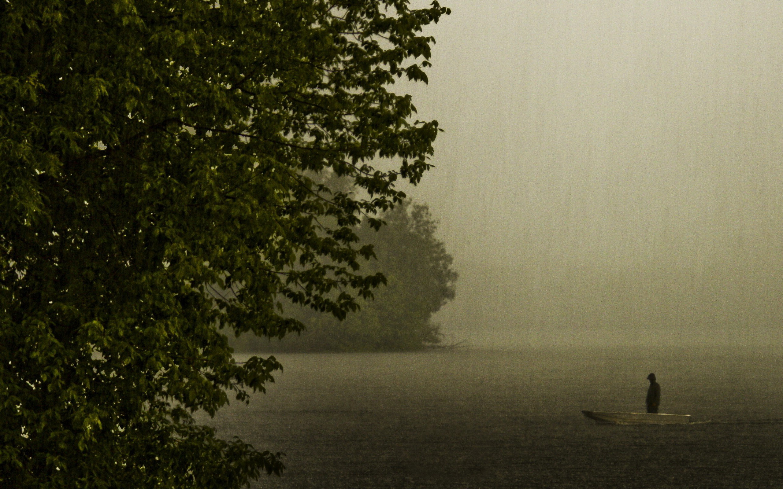 Rainy Day Ocean Boat Hd Wallpapers - Mist - HD Wallpaper 
