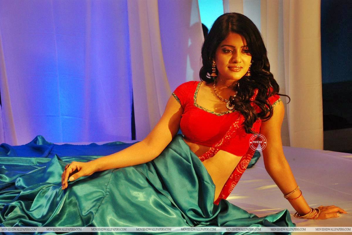 Kanna Laddu Thinna Aasaiya Actress Vishakha Singh - Kanna Laddu Thinna Aasaiya Actress - HD Wallpaper 