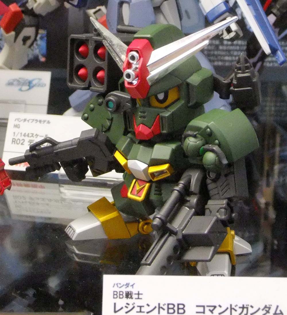 Action Figure - HD Wallpaper 