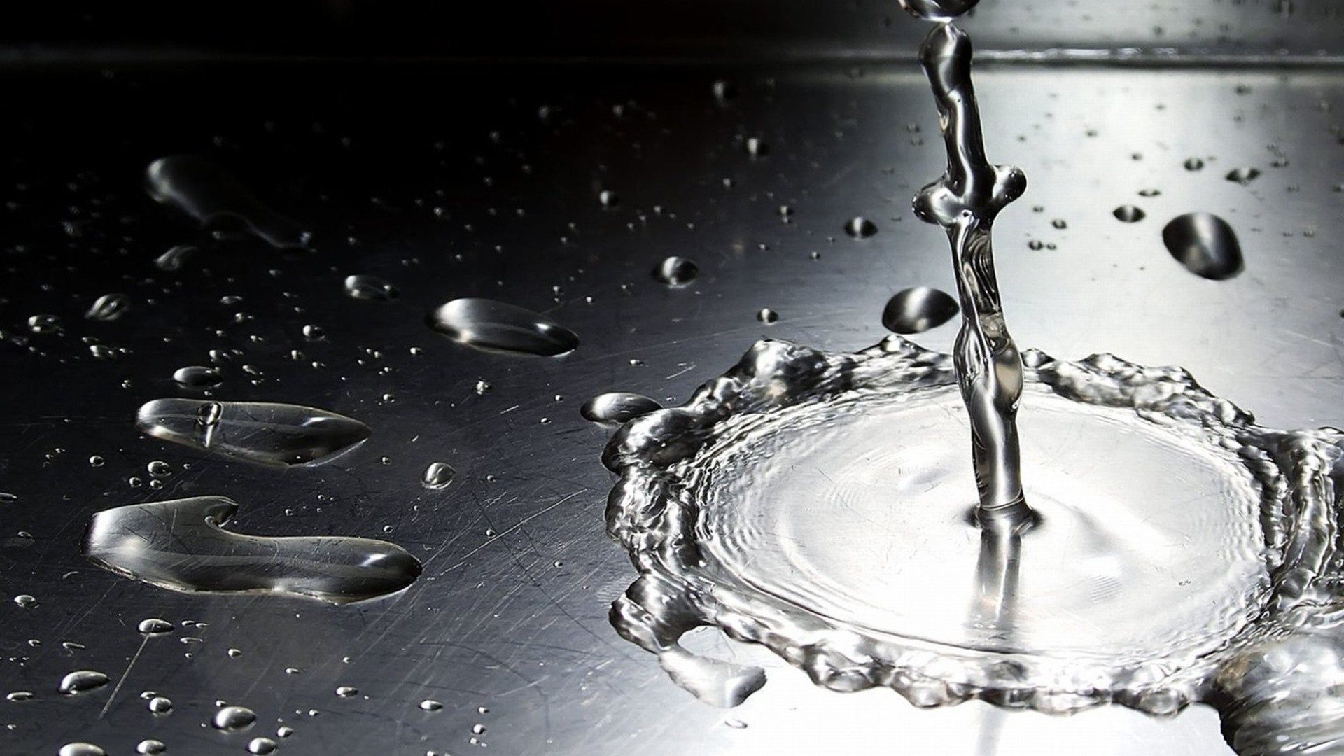 Water And Metal - HD Wallpaper 