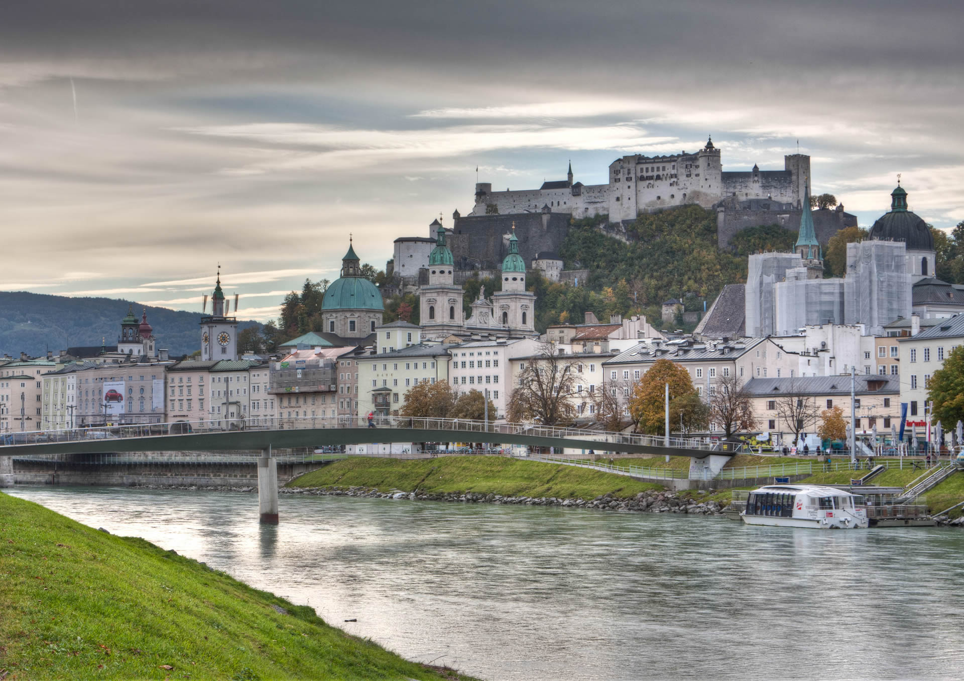 Salzburg Austria - Hohensalzburg Castle - HD Wallpaper 