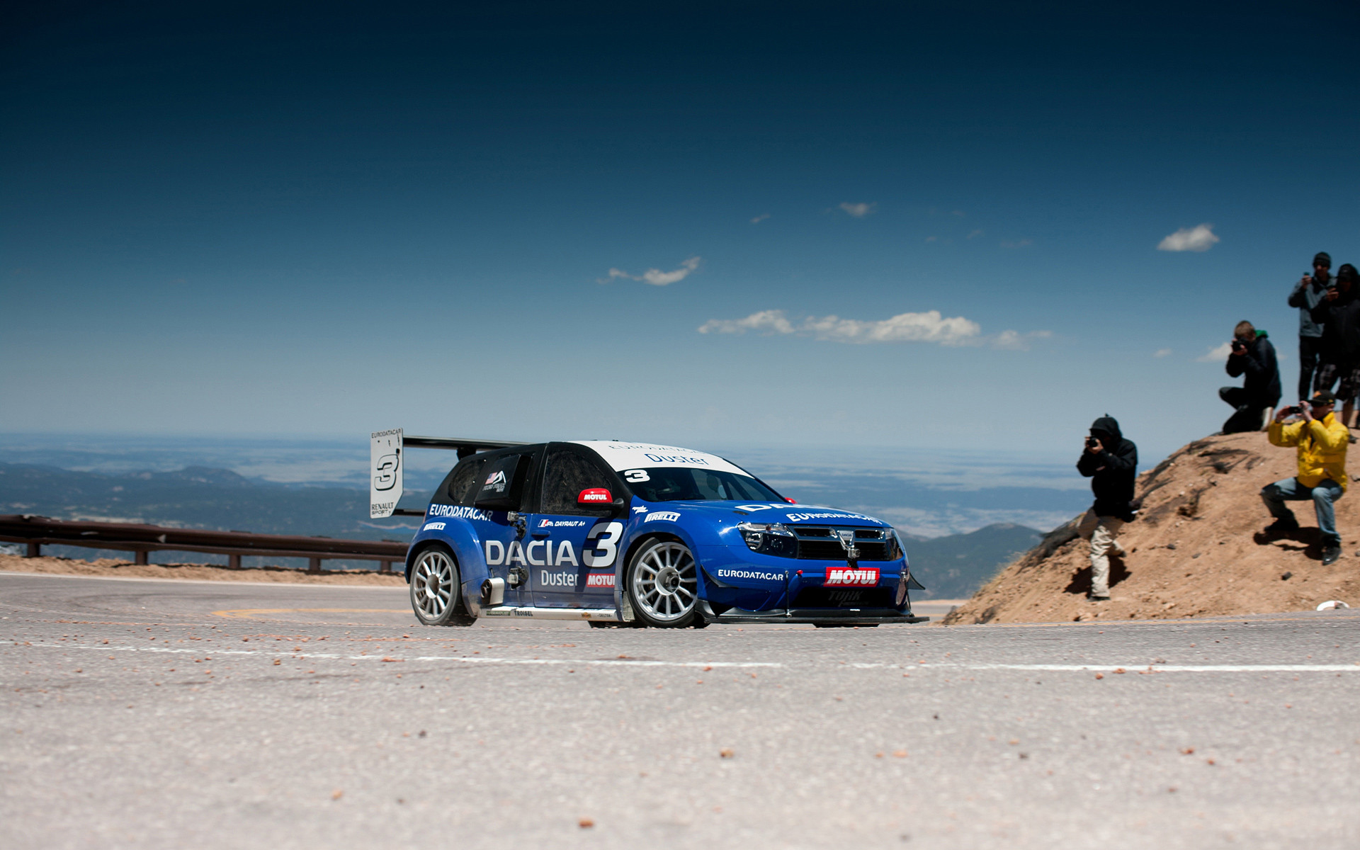Dacia Duster Pikes Peak - HD Wallpaper 