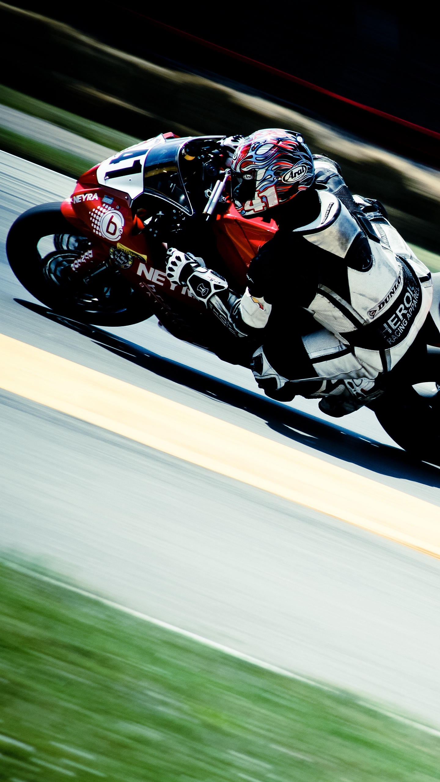 Wallpaper Motorcyclist, Motorsport, Movement, Outfit - Background Motorsport - HD Wallpaper 