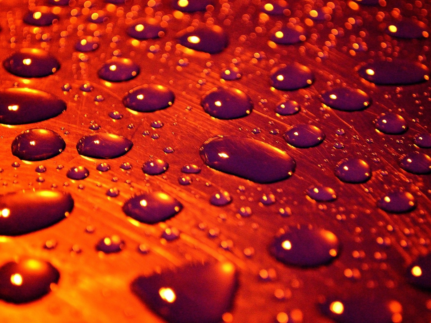 Wallpaper Surface, Water, Drops - 3d Wallpaper Orange Color - HD Wallpaper 