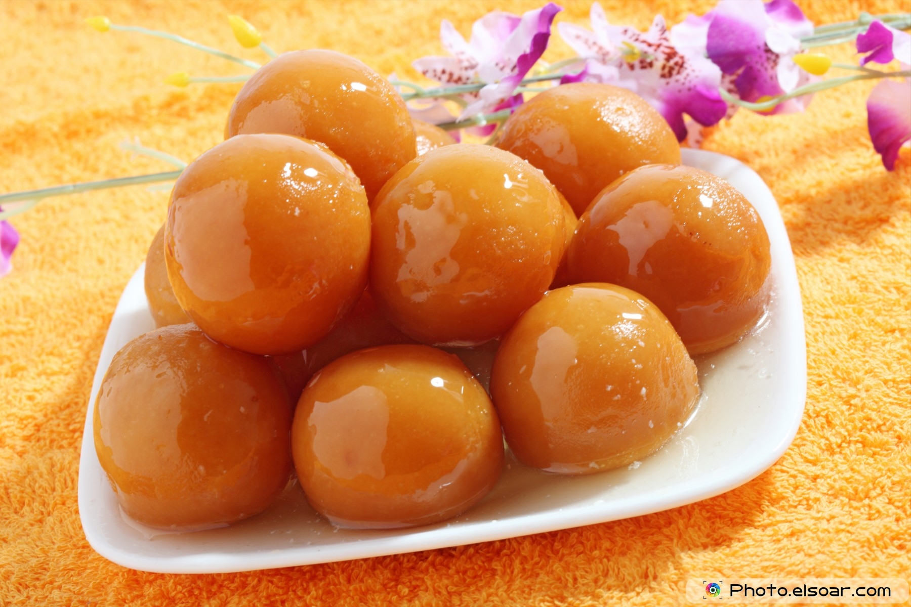 Indian Sweet Balls Called Gulab Jamun - Hd Image Of Sweets - HD Wallpaper 