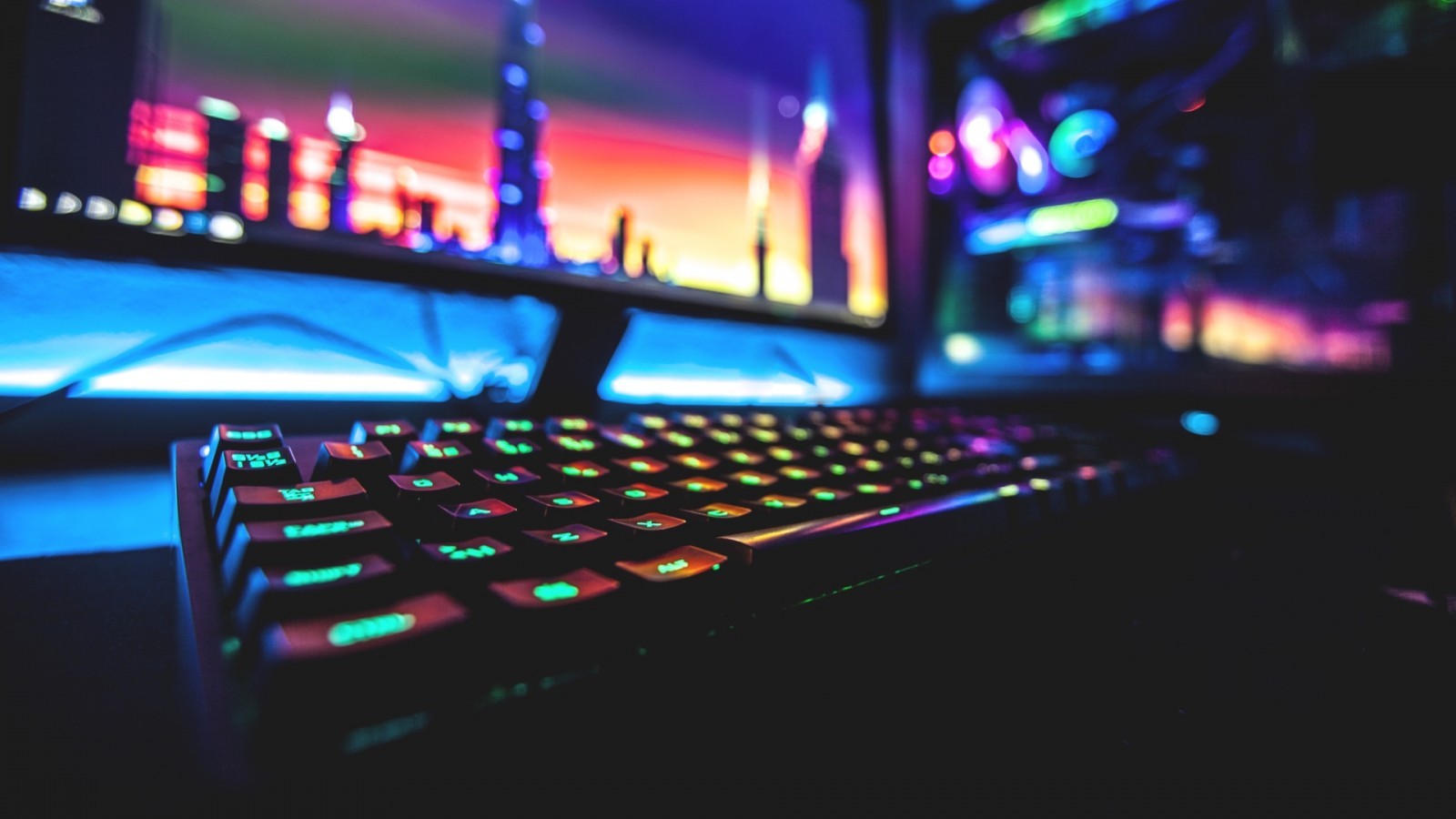 Pc Gaming, Keyboard, Monitor, Computer - Pc Gamer - 1600x900 Wallpaper -  