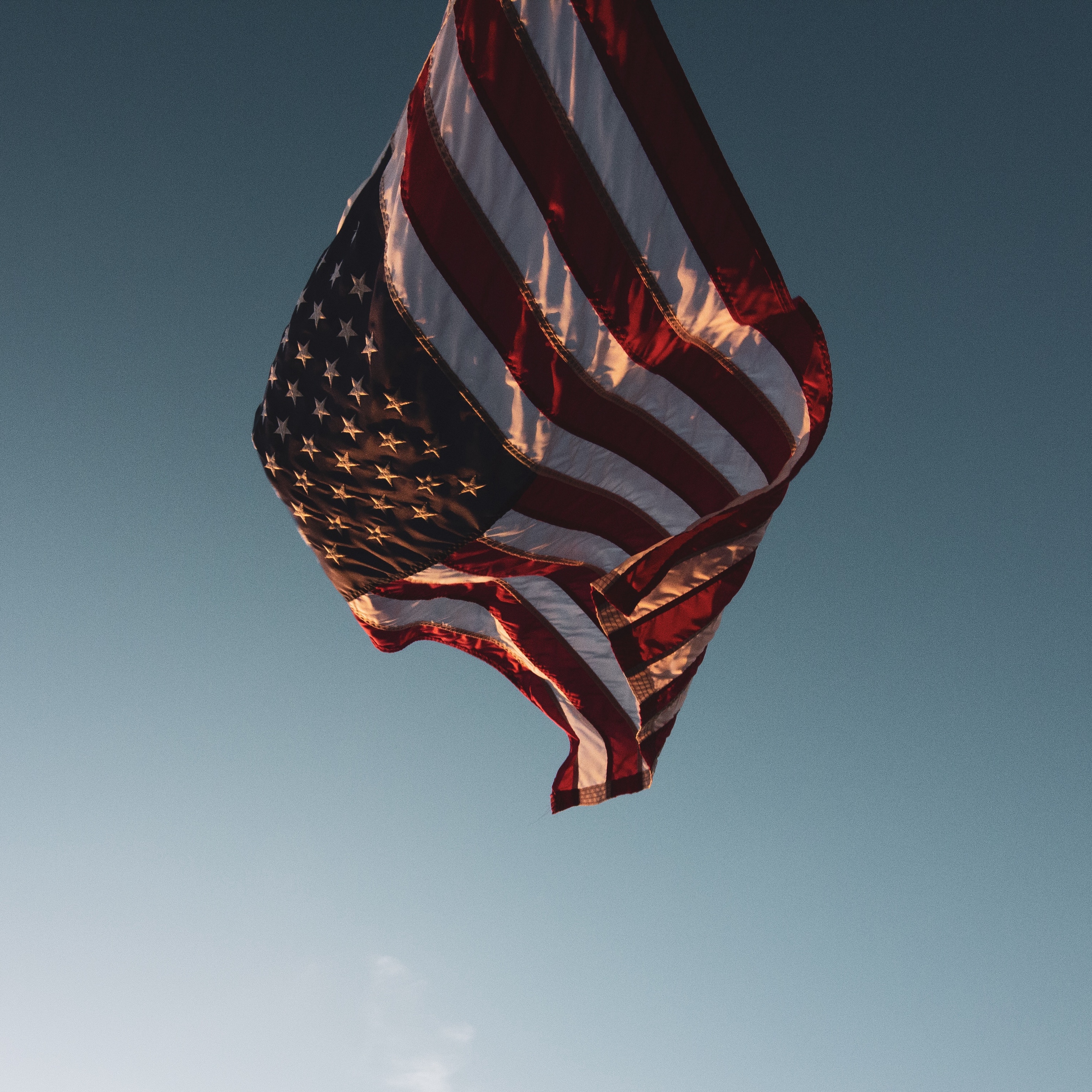 Wallpaper Flag, America, Symbolism, Wind - 4k Флаг Америки - HD Wallpaper 