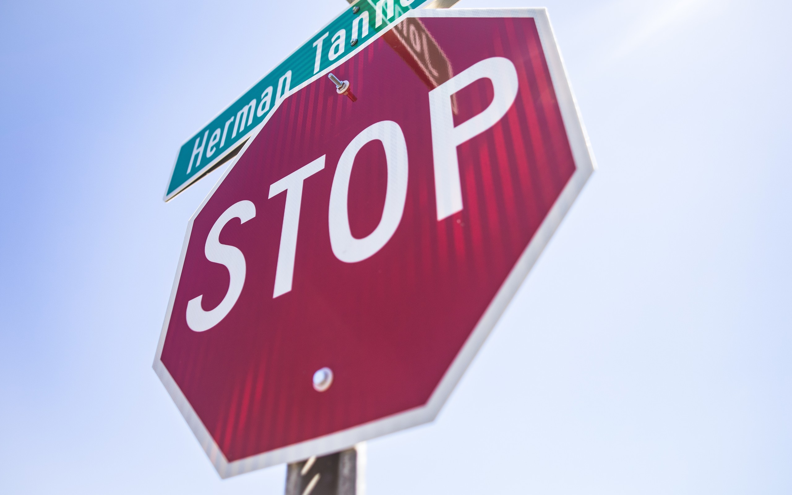 Stop Sign, Sky - HD Wallpaper 
