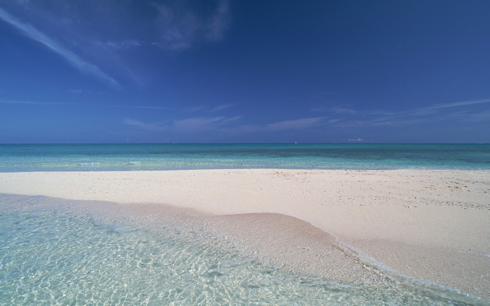 Beach Horizon - HD Wallpaper 