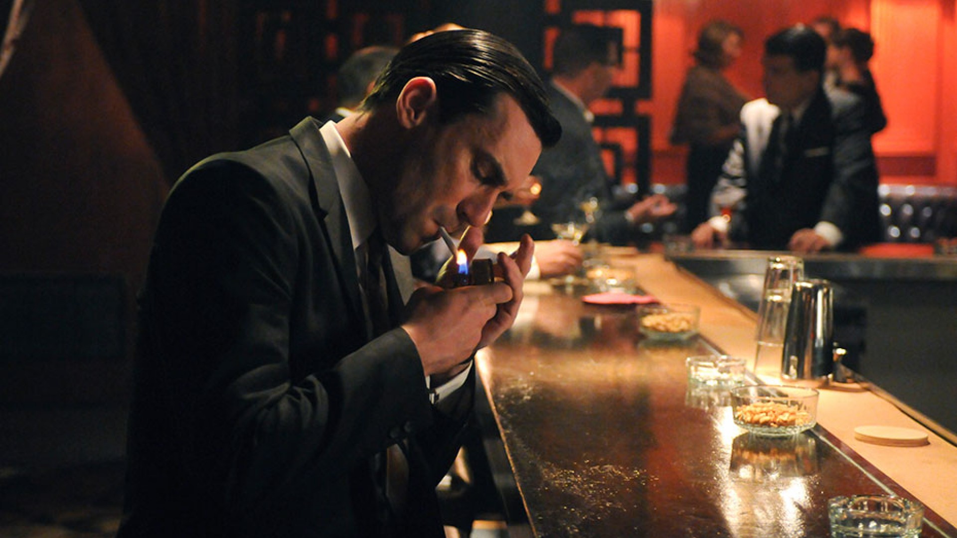Mad Men S Don Draper At The Bar - Mad Men Bar Scene - HD Wallpaper 
