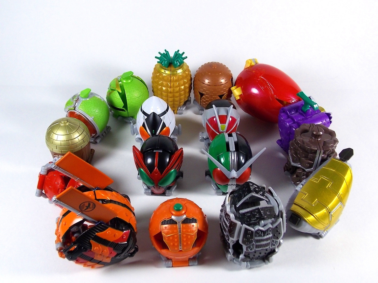 Action Figure - HD Wallpaper 